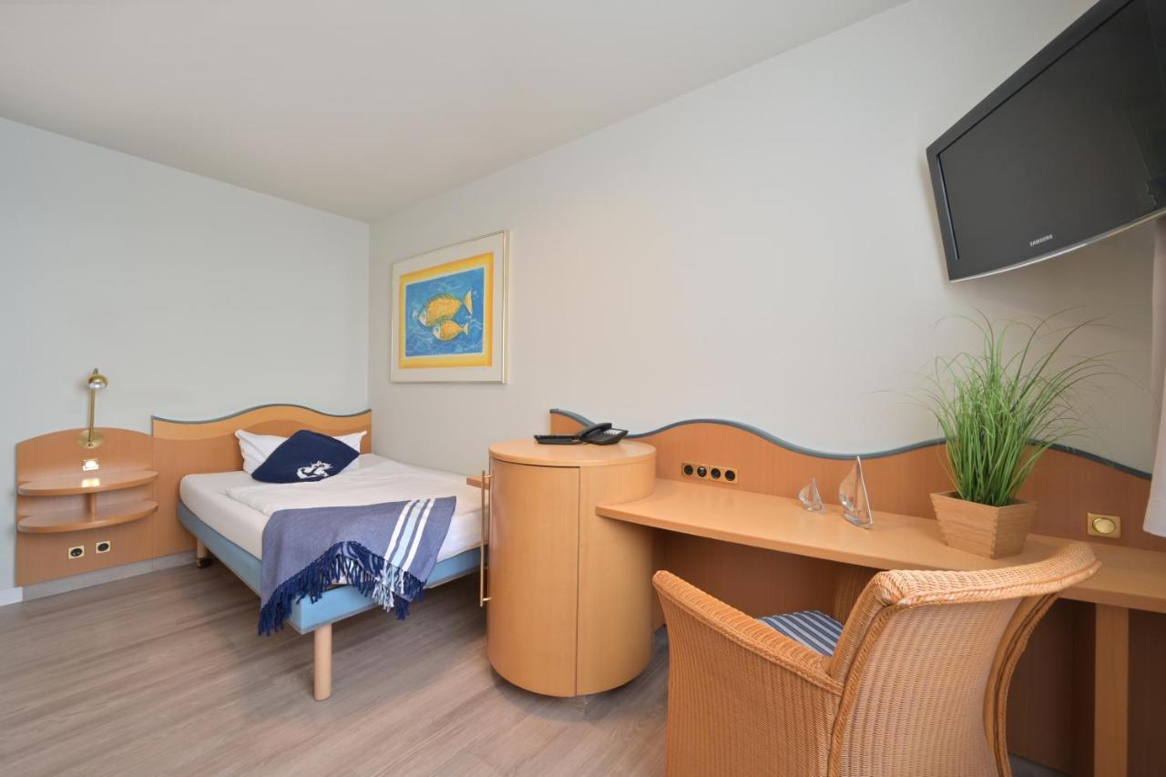 Hotel- & Ferienanlage Kapitaens-Haeuser Breege Εξωτερικό φωτογραφία