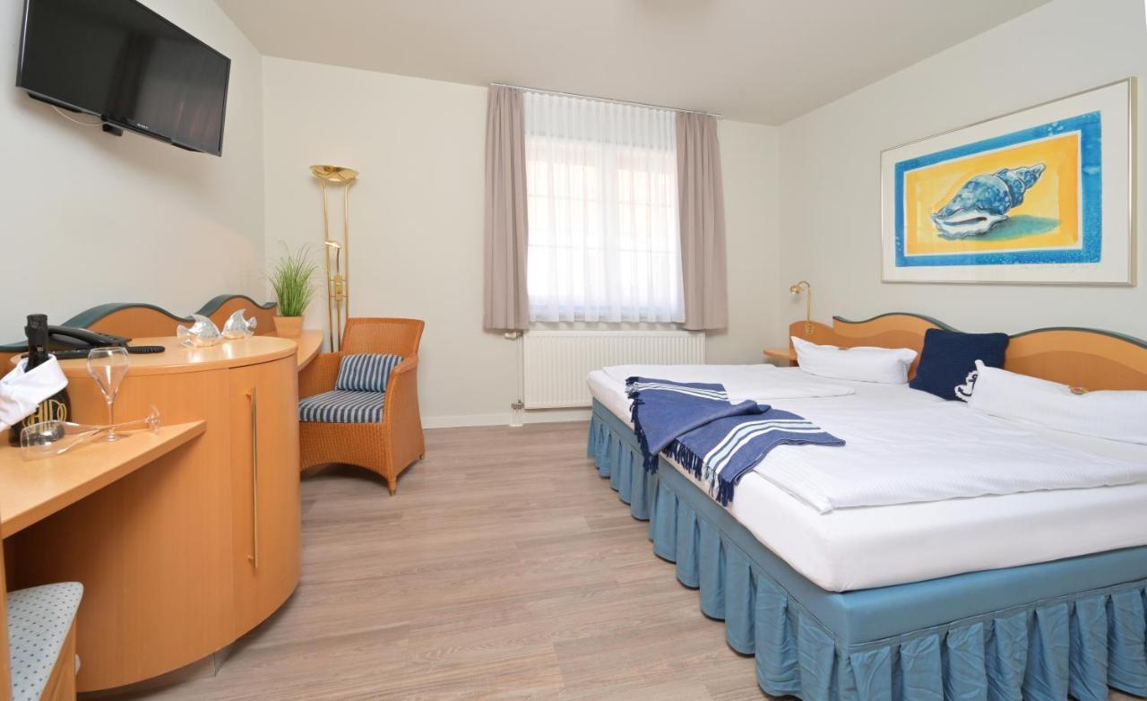 Hotel- & Ferienanlage Kapitaens-Haeuser Breege Εξωτερικό φωτογραφία
