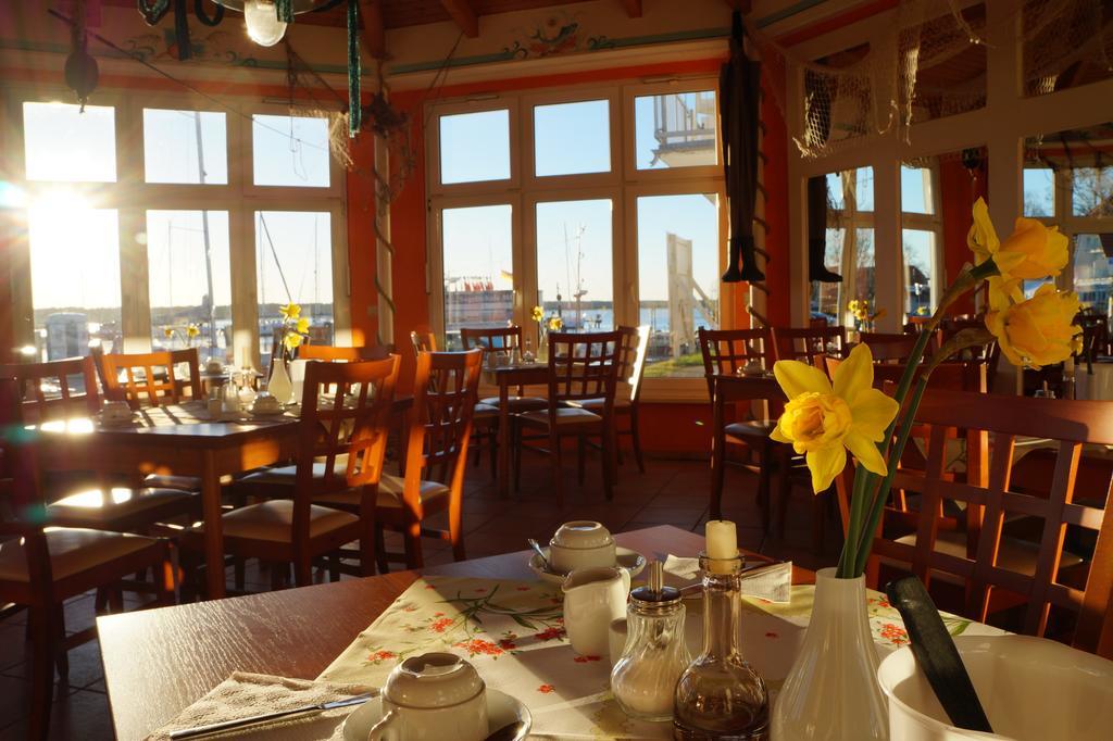 Hotel- & Ferienanlage Kapitaens-Haeuser Breege Εξωτερικό φωτογραφία