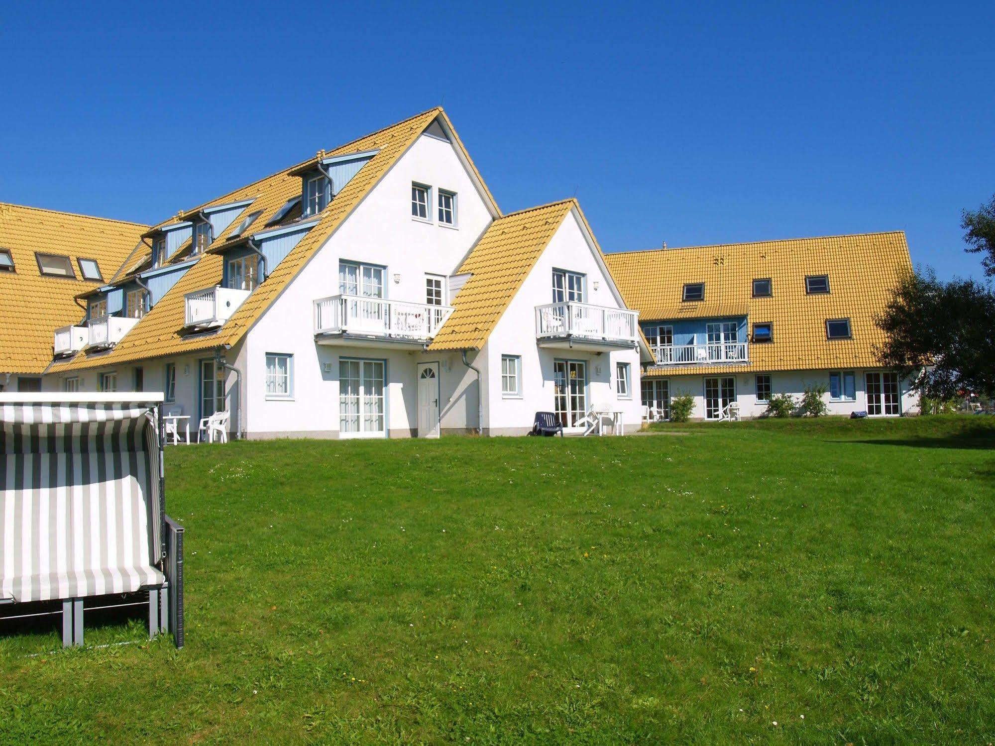 Hotel- & Ferienanlage Kapitaens-Haeuser Breege Εξωτερικό φωτογραφία