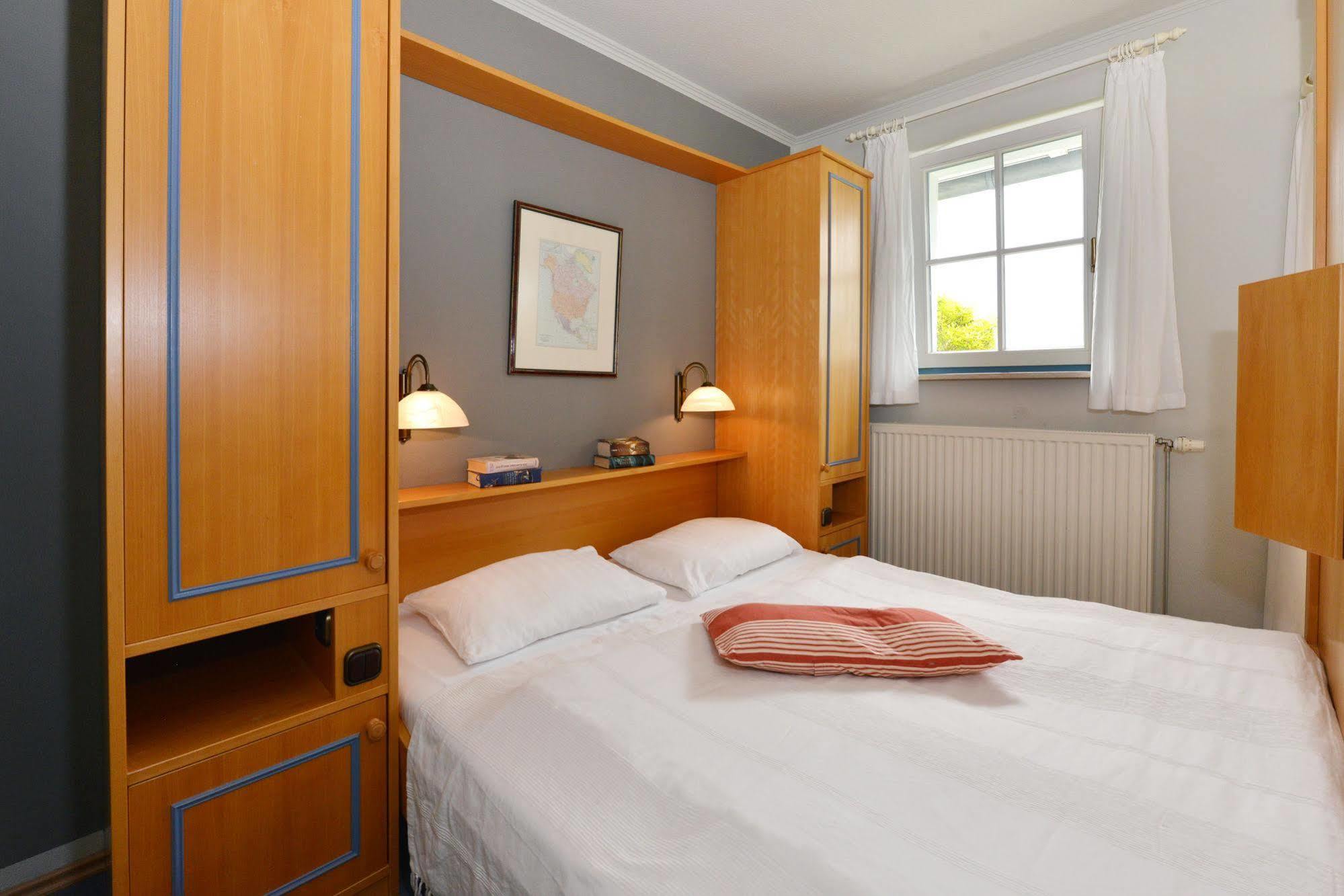 Hotel- & Ferienanlage Kapitaens-Haeuser Breege Εξωτερικό φωτογραφία